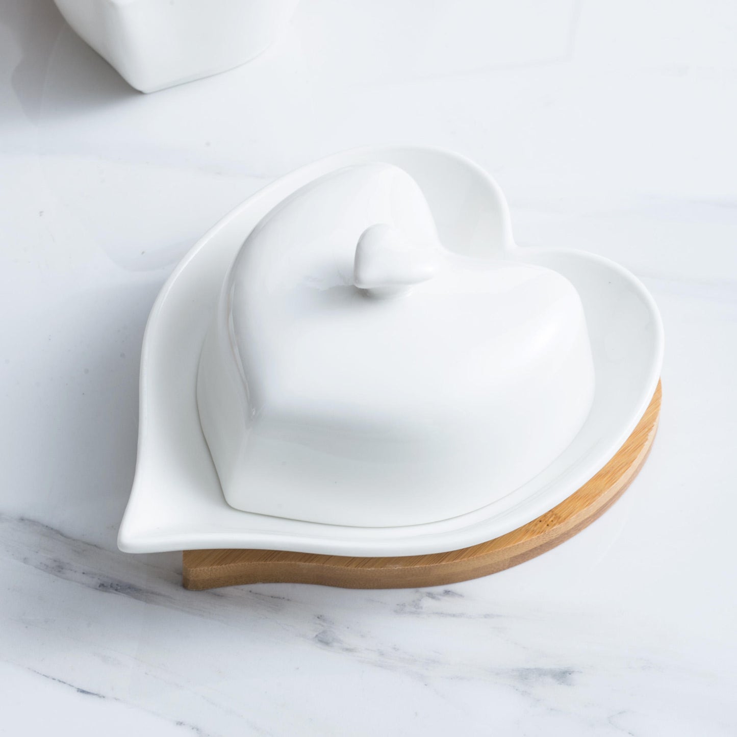 Heart-shape Butter Stick Holder Stoneware Covered Butter Container Butter Dish Porcelain