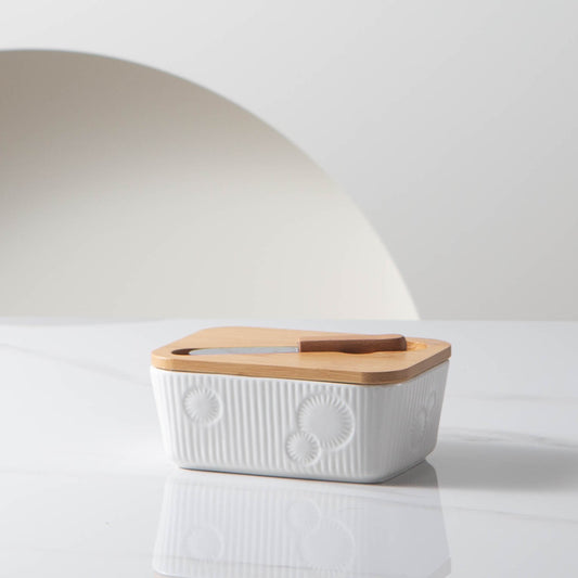 White Rectangle Butter Keeper Box Ceramic Butter Dish With Wooden Lip And Knife Embossing 330ml Butter Dish